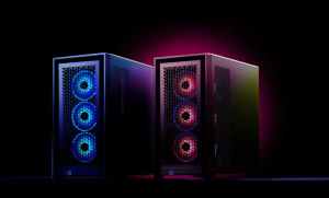 Imagem de dois gabinetes Corsair 4000D, um exibindo iluminação em tons de azul e o outro em tons de rosa e roxo, ambos com design moderno e painéis em malha. O fundo é escuro, destacando as cores das ventoinhas e o estilo elegante dos gabinetes.